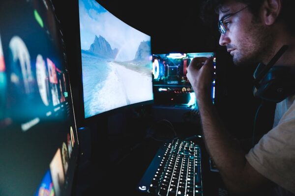 Selecting the Best Gaming Streaming Software: A Guide