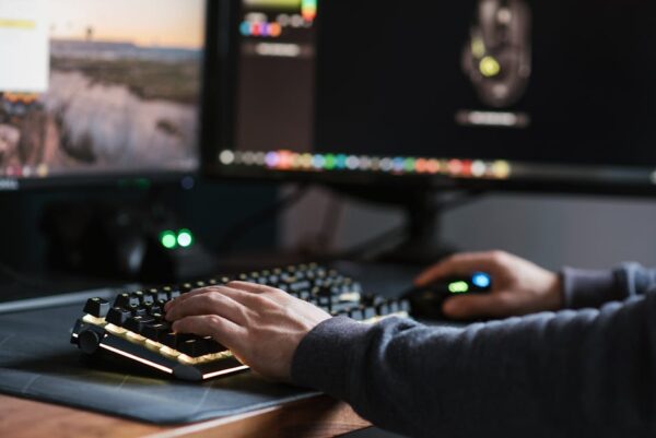 Gaming Mouse Pad Review: Ultimate Guide to Surface Types